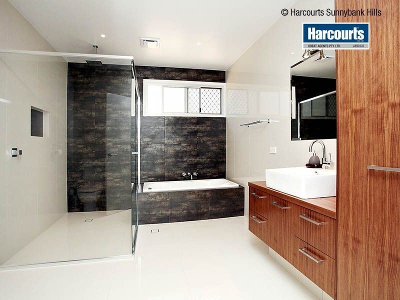 22 Newman Road, Moorooka QLD 4105