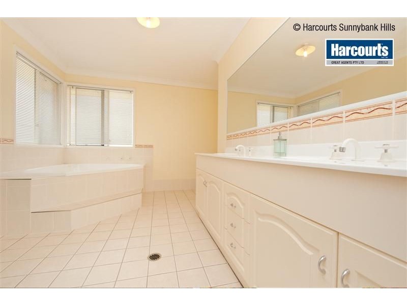 48 Murramarang Drive, Parkinson QLD 4115