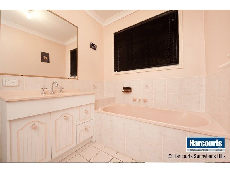 9 Melrose Place, Runcorn QLD 4113