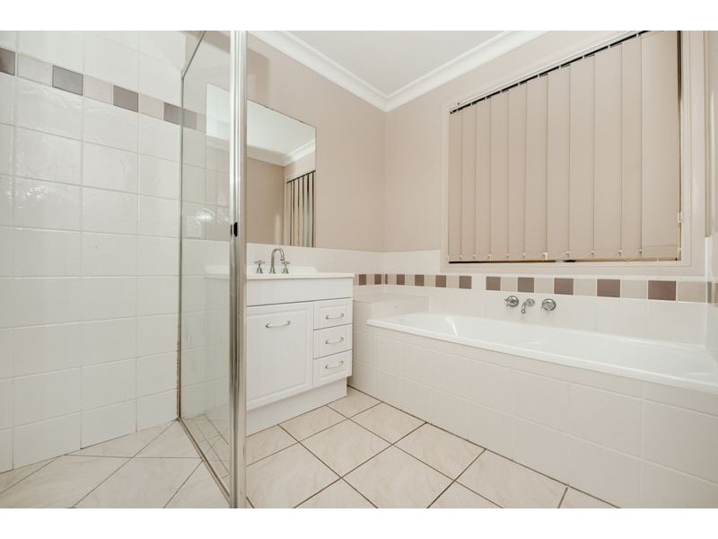 1 Tuckeroo Place, Sunnybank Hills QLD 4109