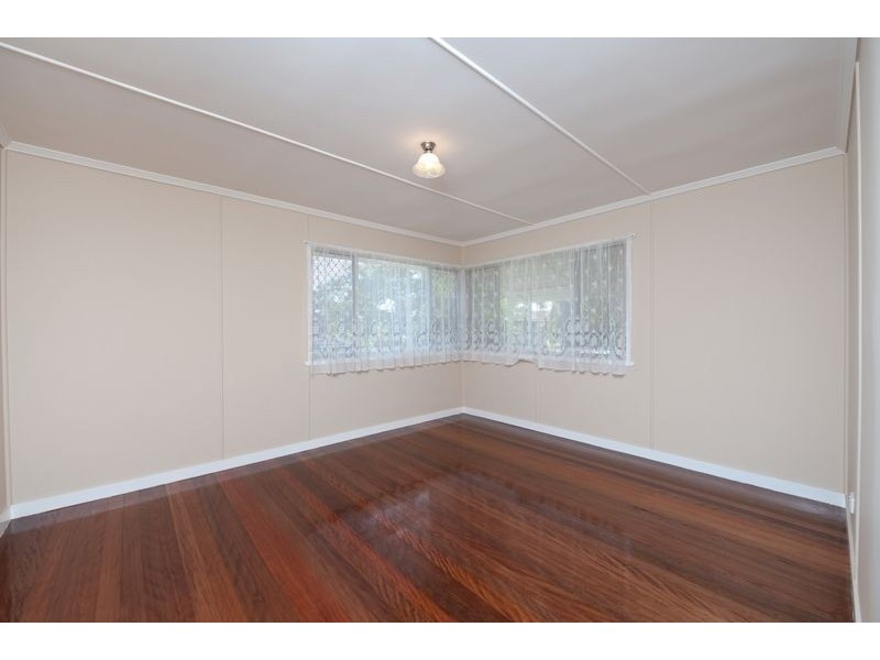 4 Aldershot Street, Sunnybank QLD 4109