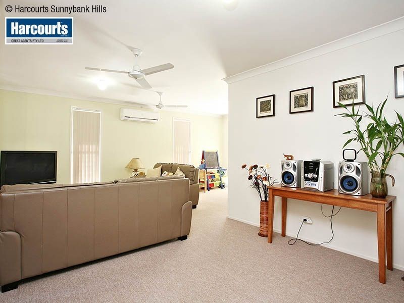 8 Murphy Street, Calamvale QLD 4116