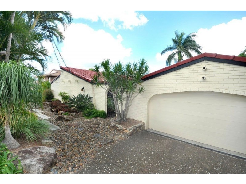 6 Akora Street, Macgregor QLD 4109