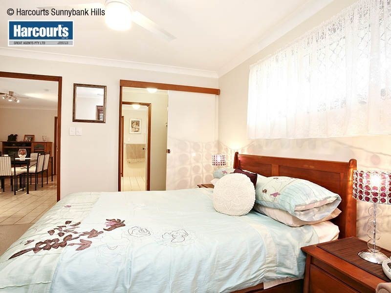 3 Colisa Crescent, Regents Park QLD 4118