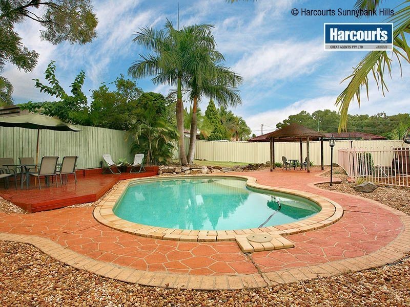 3 Colisa Crescent, Regents Park QLD 4118