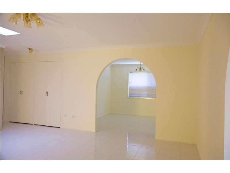 16 Chester Road, Eight Mile Plains QLD 4113