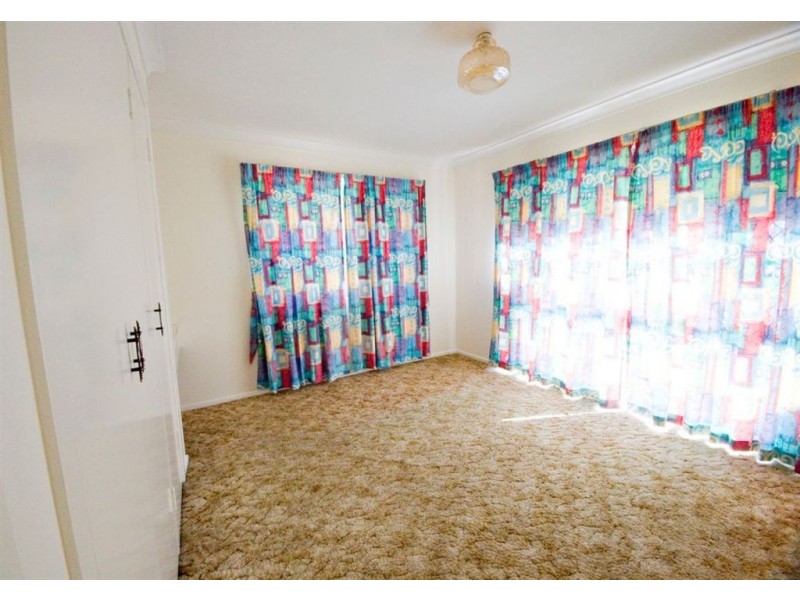 16 Chester Road, Eight Mile Plains QLD 4113