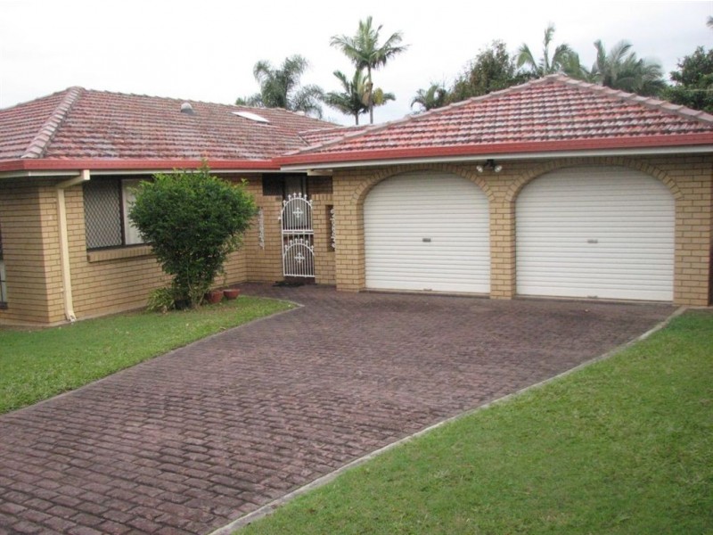 16 Chester Road, Eight Mile Plains QLD 4113