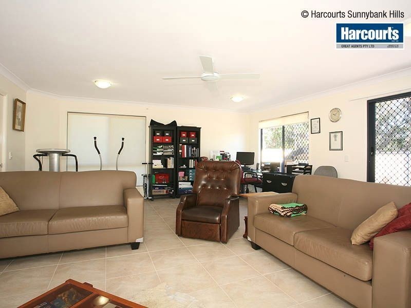 23 Statesman Crescent, Sunnybank Hills QLD 4109