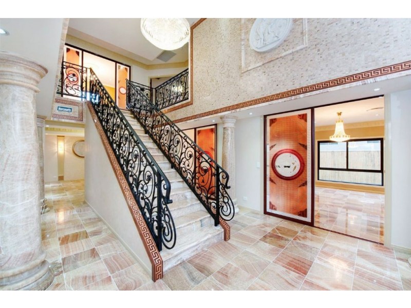 15 Beechwood Close, Stretton QLD 4116