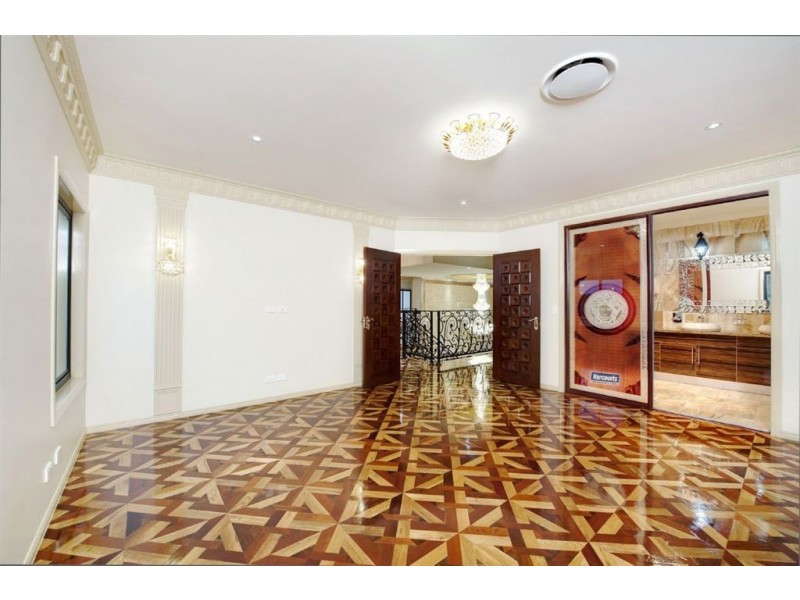 15 Beechwood Close, Stretton QLD 4116