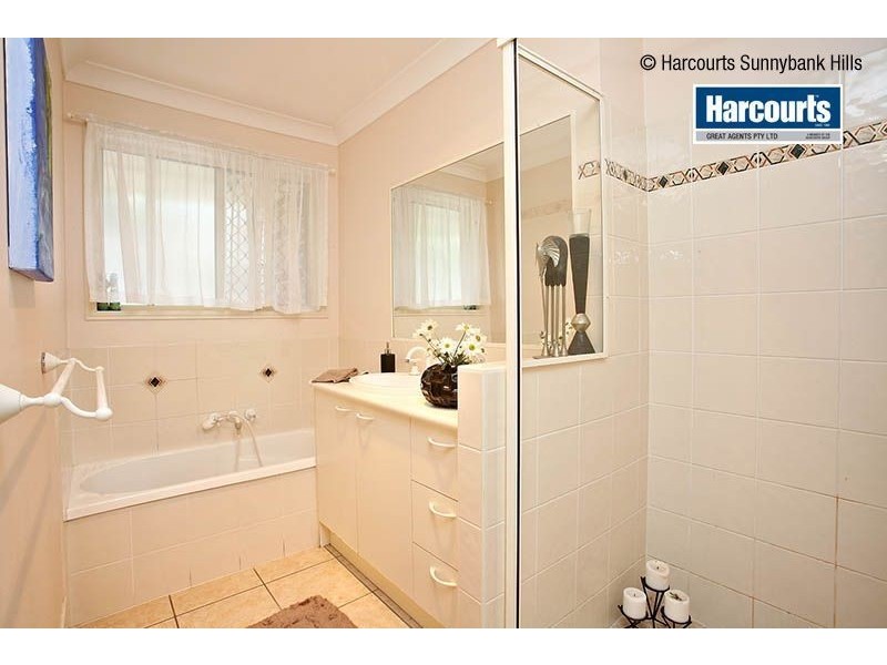 39 Cottonwood Crescent, Calamvale QLD 4116