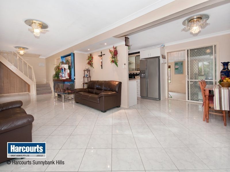 5 Basking Street, Runcorn QLD 4113