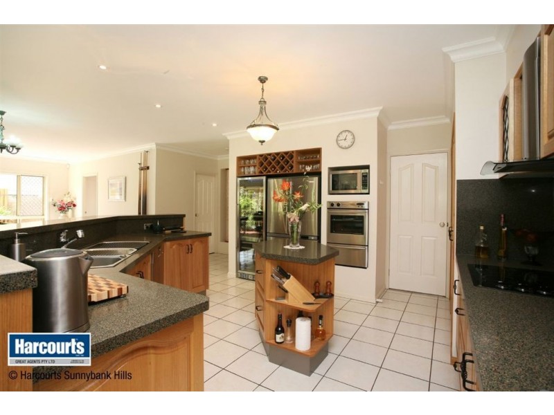 25 Kensington Way, Sunnybank Hills QLD 4109