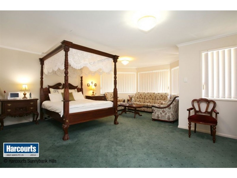 25 Kensington Way, Sunnybank Hills QLD 4109