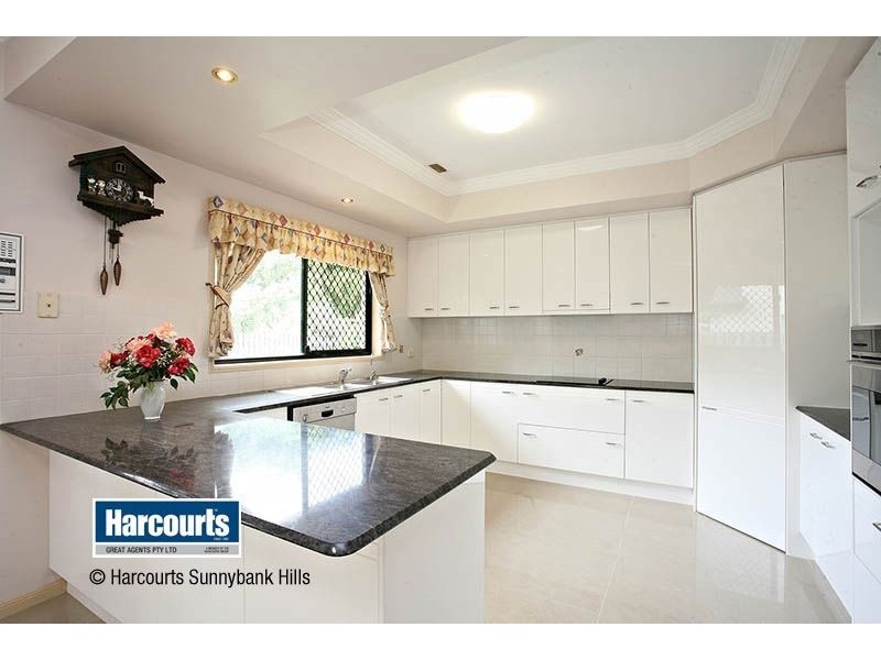 15 Edgeware Close, Sunnybank Hills QLD 4109