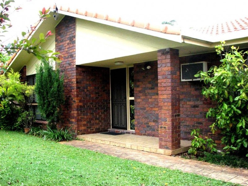 8 Aminta Street, Sunnybank QLD 4109