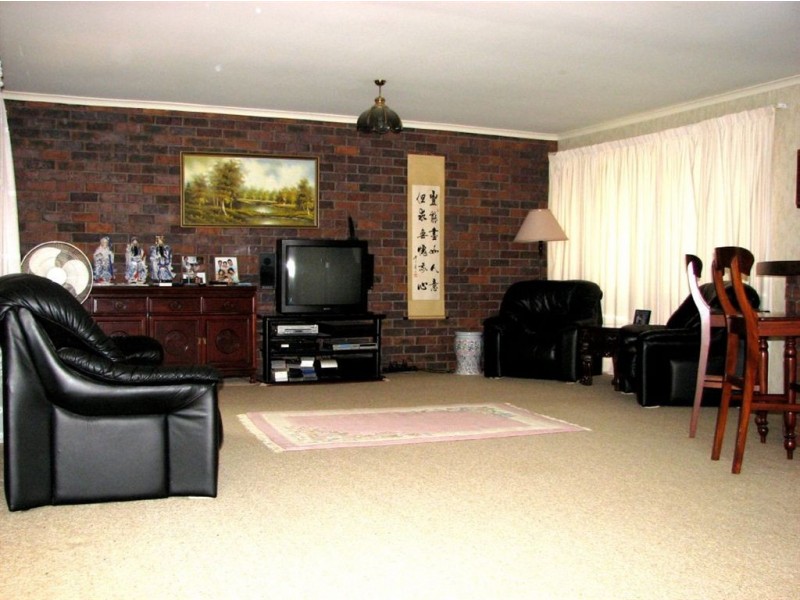 8 Aminta Street, Sunnybank QLD 4109