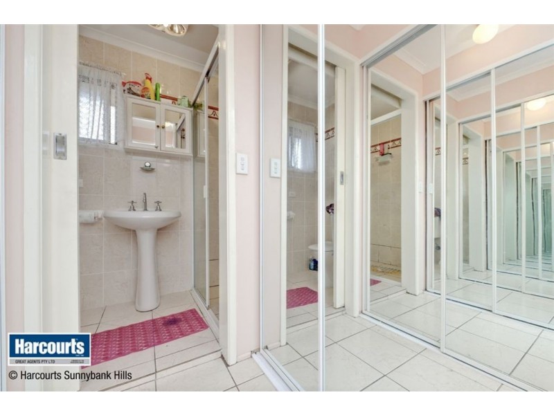 8 Erin Drive, Browns Plains QLD 4118