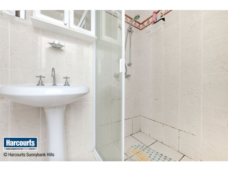 8 Erin Drive, Browns Plains QLD 4118