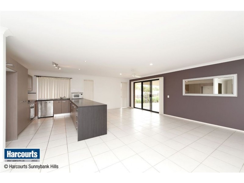 11 Budawang Street, Parkinson QLD 4115