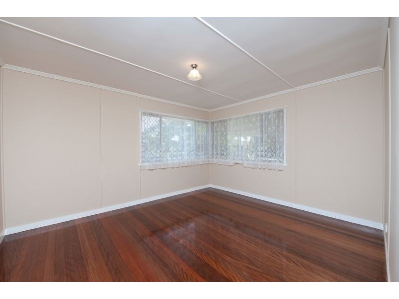 4 Aldershot Street, Sunnybank QLD 4109