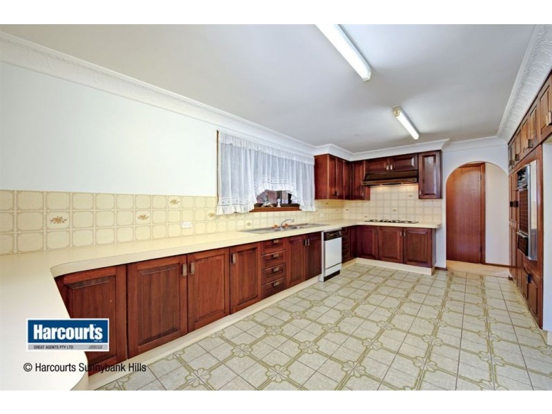 82 Davrod Street, Robertson QLD 4109