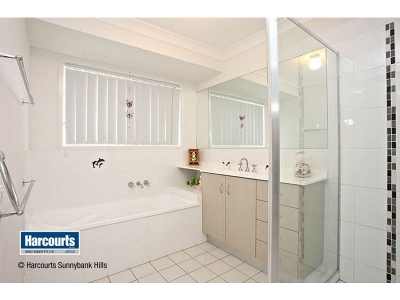 12 Daisy Place, Doolandella QLD 4077