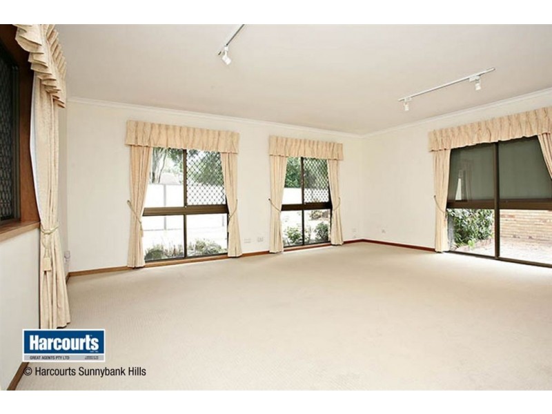 27 Lynelle Street, Sunnybank Hills QLD 4109