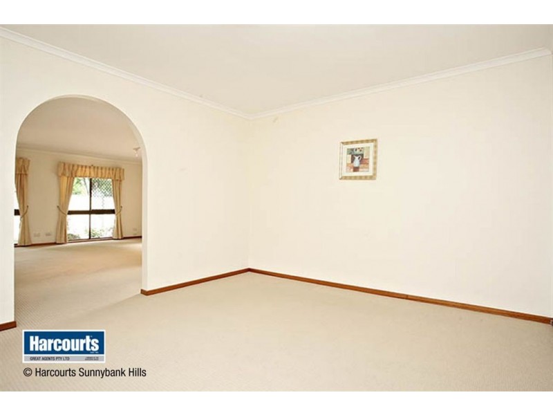 27 Lynelle Street, Sunnybank Hills QLD 4109