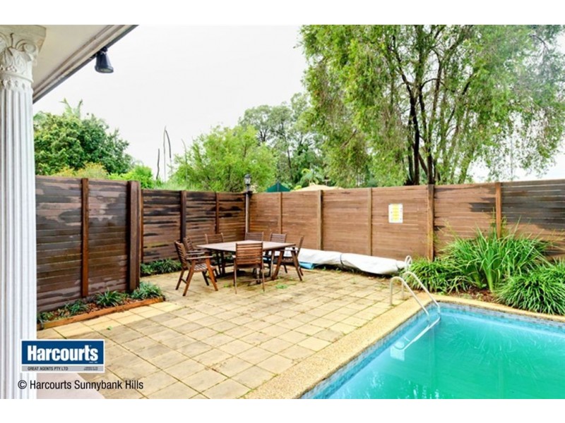 19 Ceratonia Street, Sunnybank Hills QLD 4109