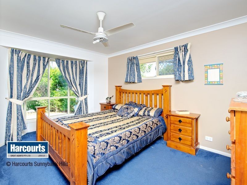 8 Alpinia Place, Calamvale QLD 4116