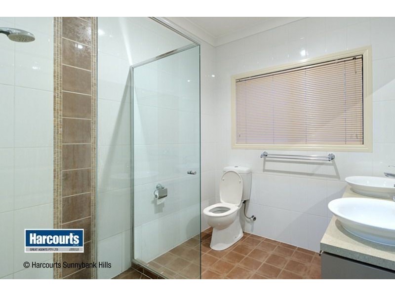 8 Haselar Crescent, Sunnybank Hills QLD 4109