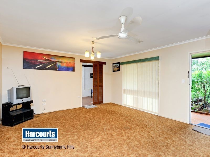 8 Alrak Avenue, Browns Plains QLD 4118