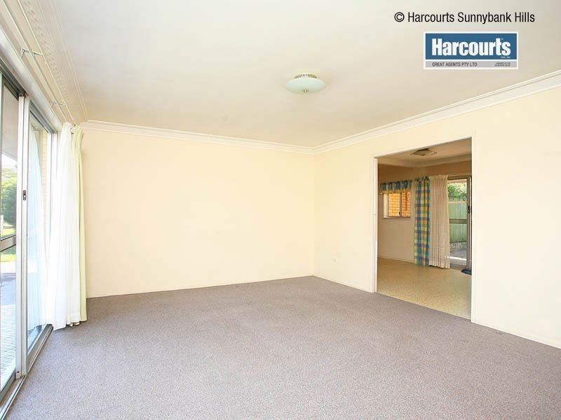 7 Cornell Street, Robertson QLD 4109