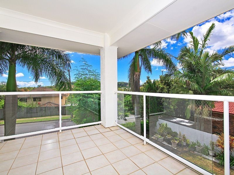 11 Carrington Place, Carindale QLD 4152