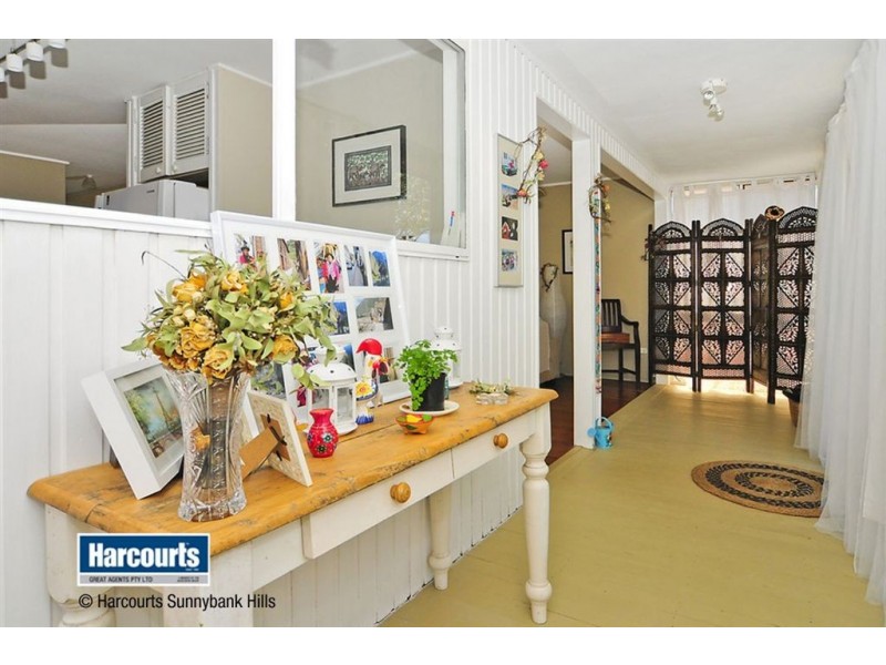 33 Morden Road, Sunnybank Hills QLD 4109