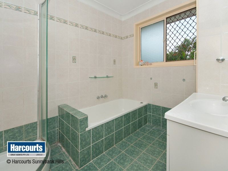 5 Basking Street, Runcorn QLD 4113