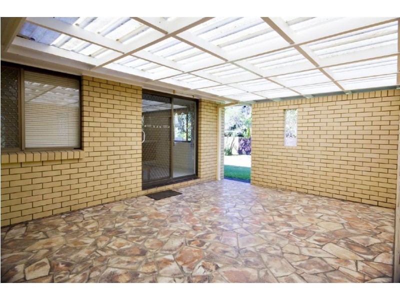 16 Chester Road, Eight Mile Plains QLD 4113