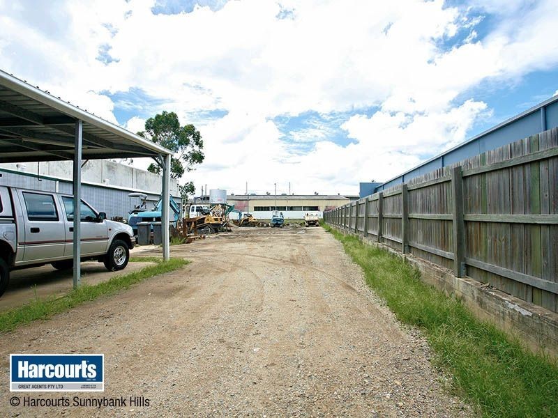 55 Richland Avenue, Coopers Plains QLD 4108