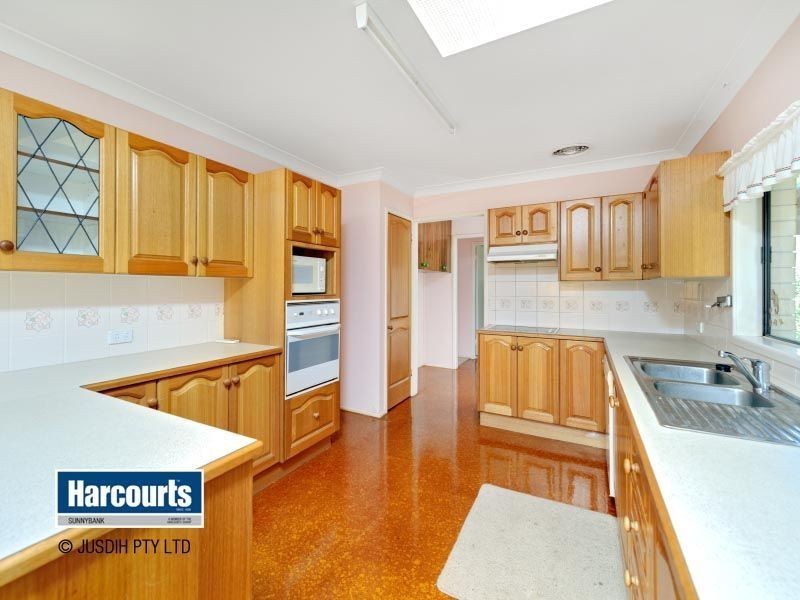 24 Marla Street, Robertson QLD 4109