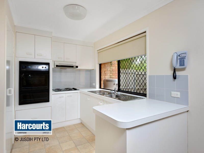 10/1 Kelda Street, Robertson QLD 4109