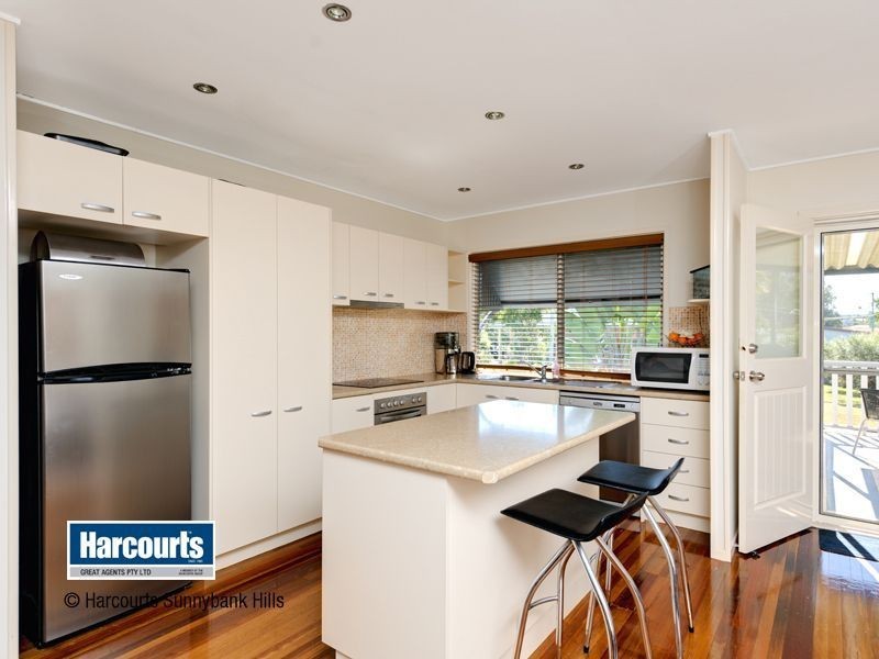 17 Fowey Street, Sunnybank Hills QLD 4109