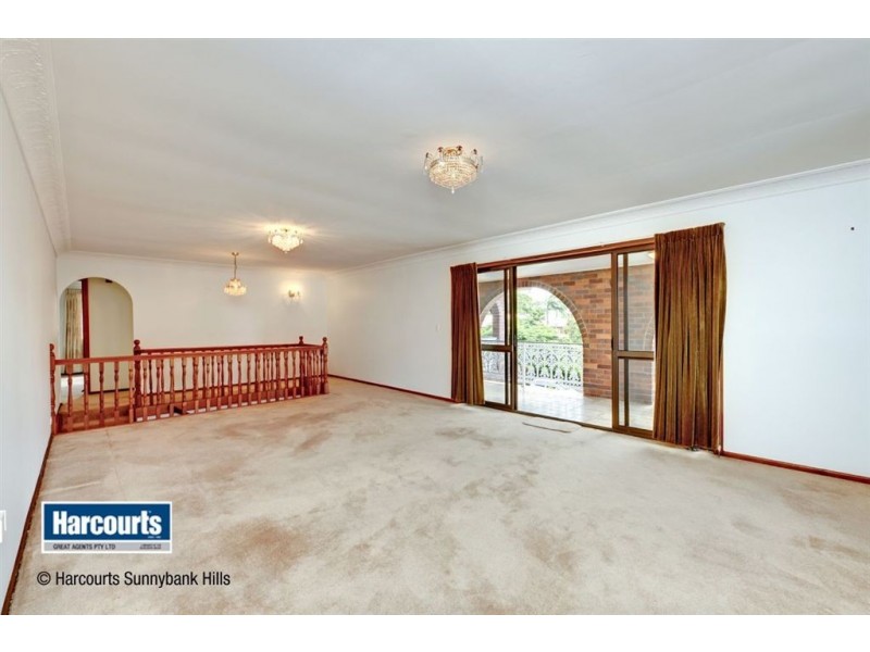 82 Davrod Street, Robertson QLD 4109