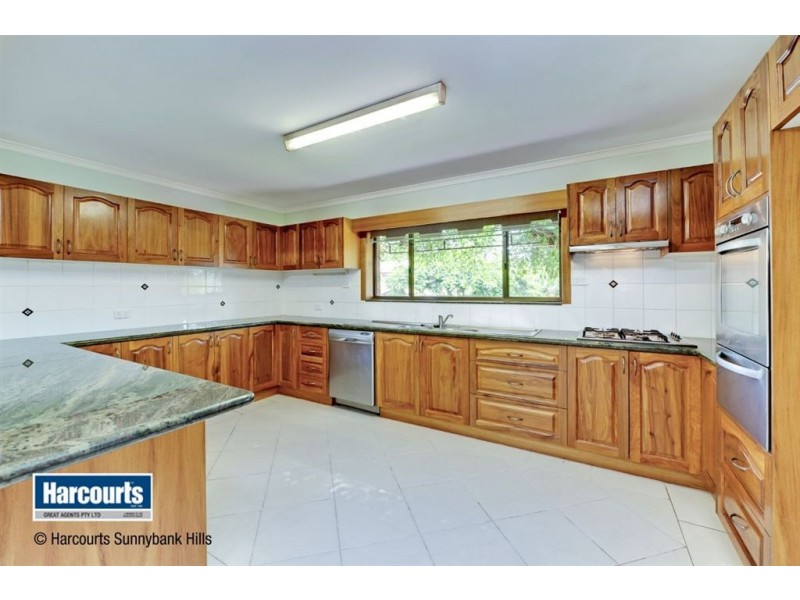 82 Davrod Street, Robertson QLD 4109