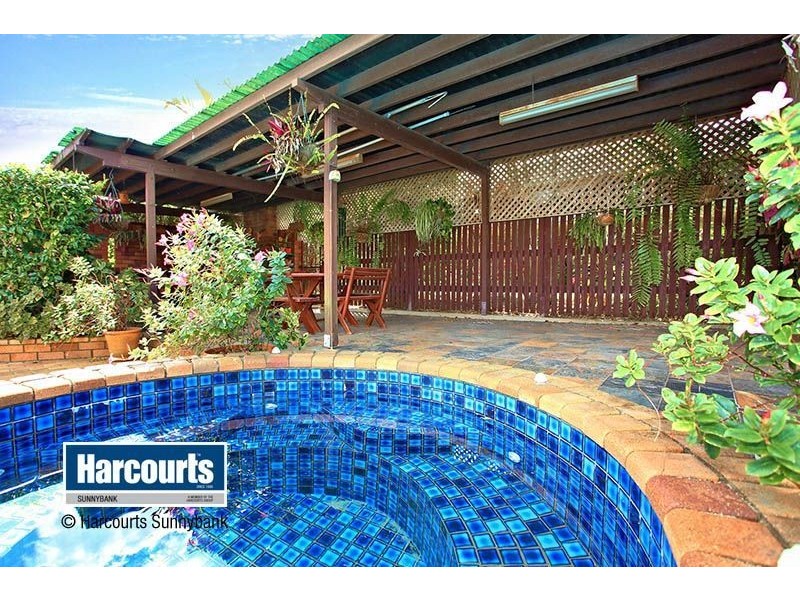 28 Faringdon Street, Robertson QLD 4109