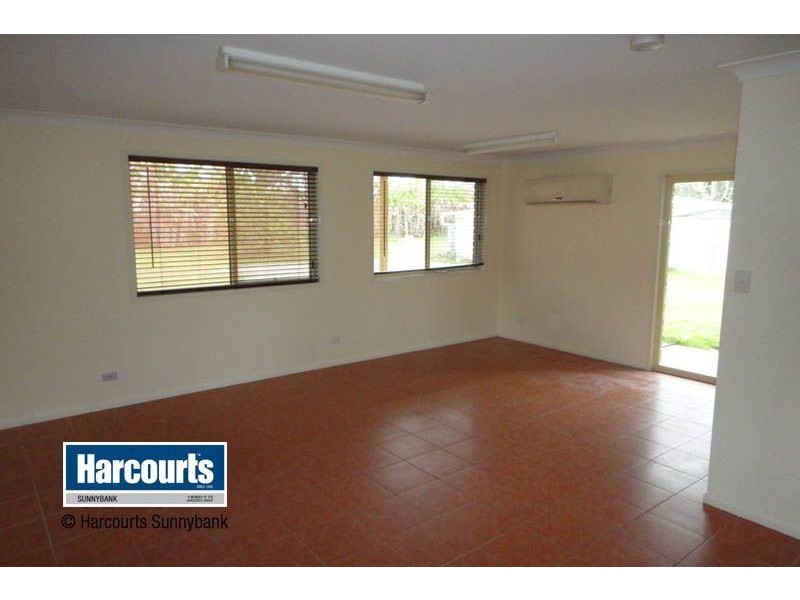 210 Bowhill Road, Willawong QLD 4110