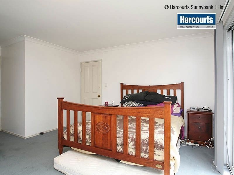 4 Kleber Place, Meadowbrook QLD 4131