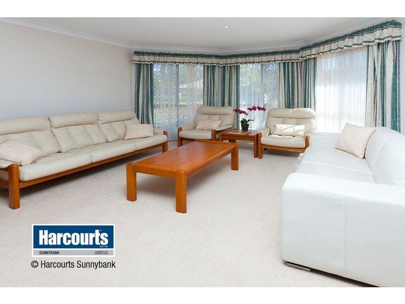 31 Lightwood Place, Sinnamon Park QLD 4073