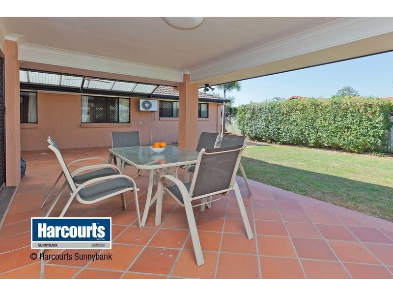31 Lightwood Place, Sinnamon Park QLD 4073